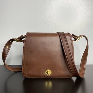 Vintage Coach Legacy Turnlock Companion Flap